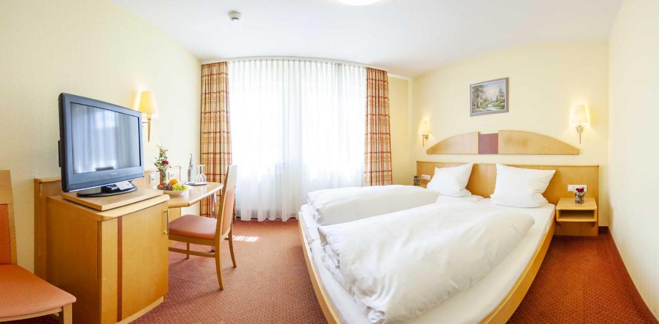 גרדינג Hotel-Gasthof Krone מראה חיצוני תמונה