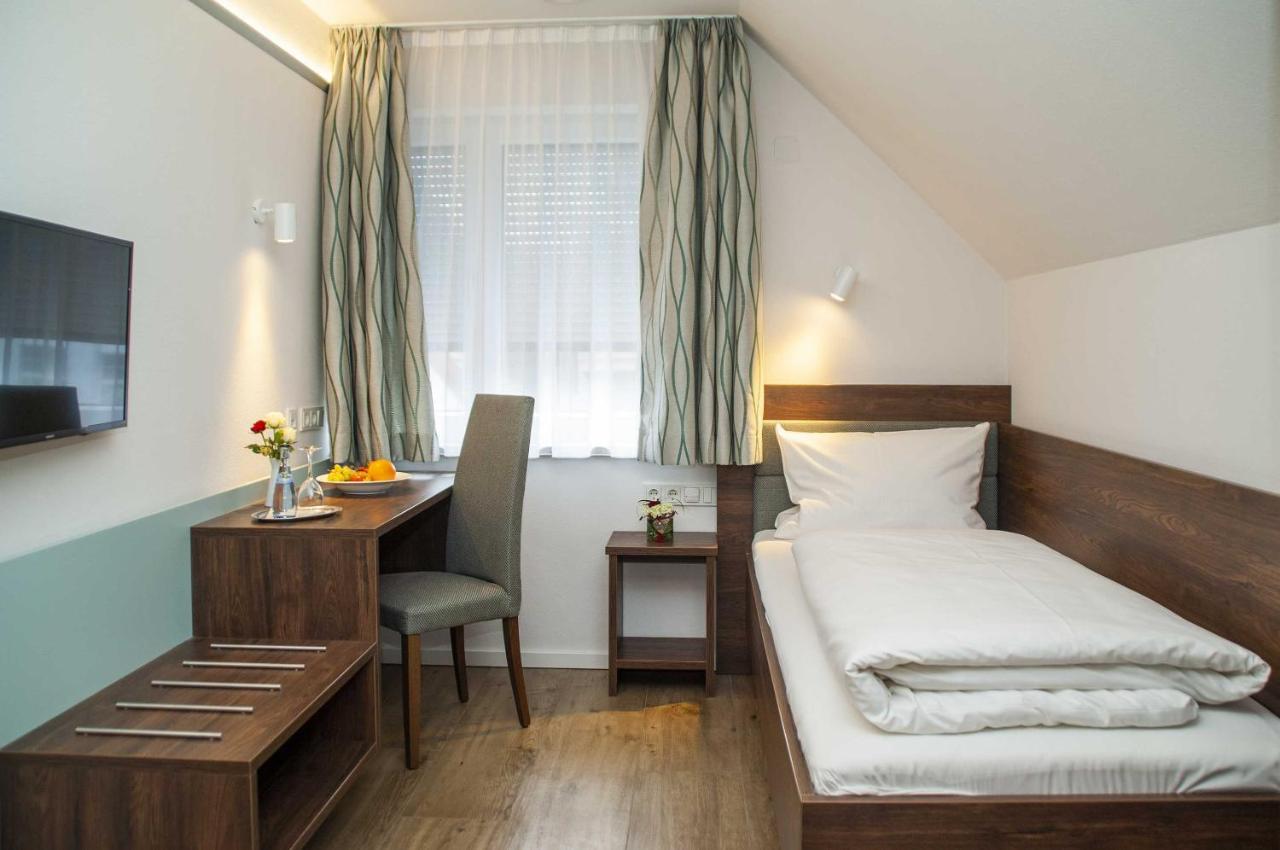 גרדינג Hotel-Gasthof Krone מראה חיצוני תמונה