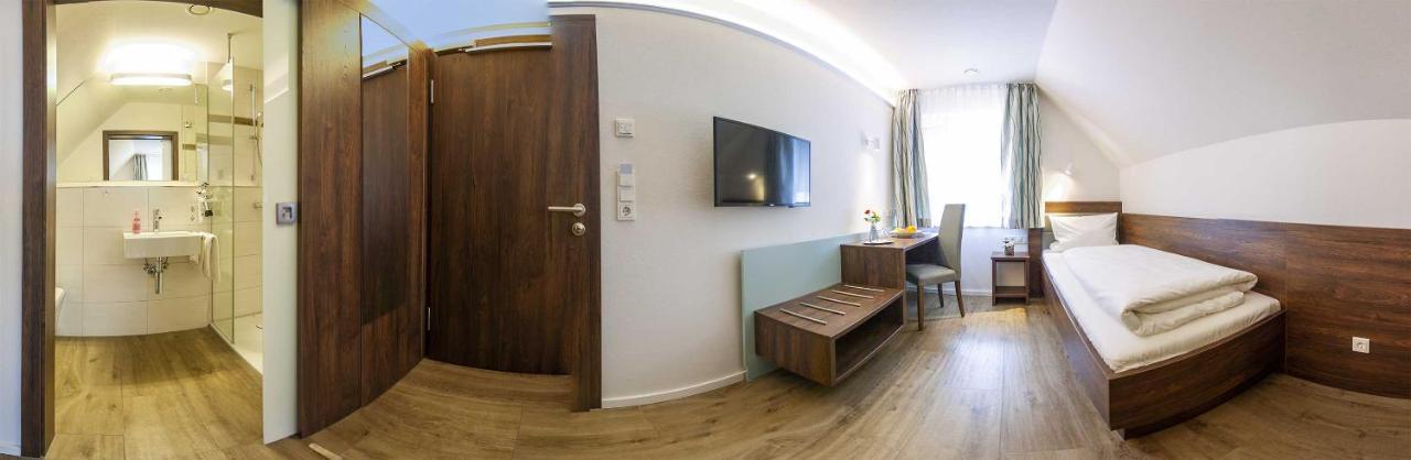 גרדינג Hotel-Gasthof Krone מראה חיצוני תמונה
